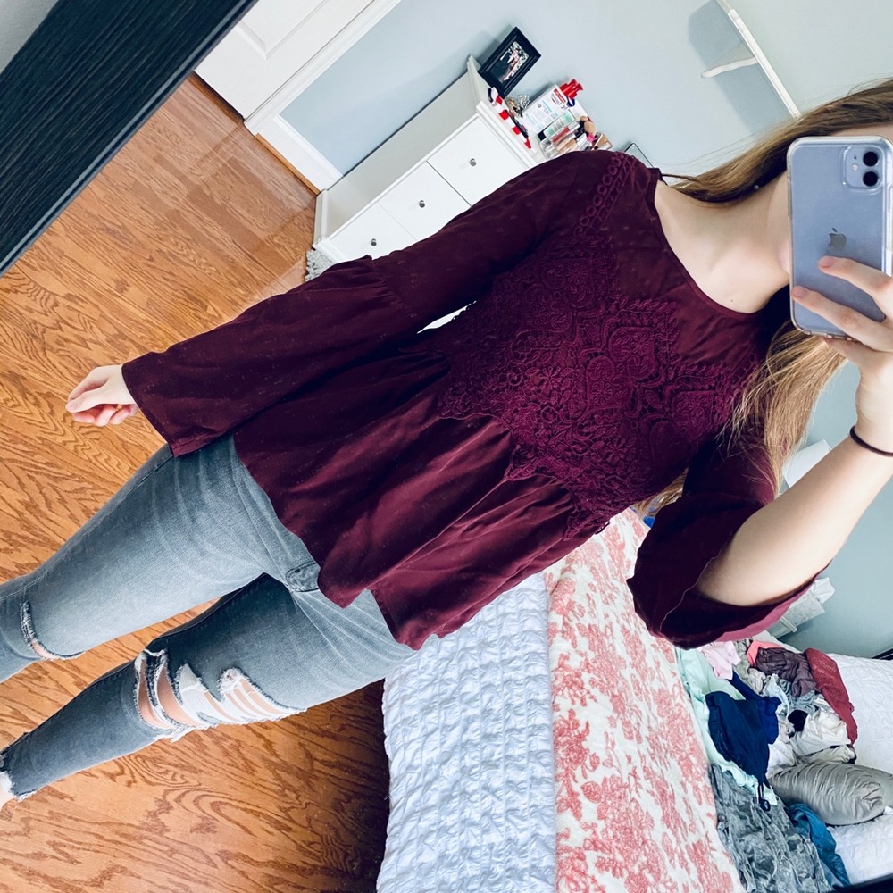 dressy flare sleeve shirt - Picture 3 of 6